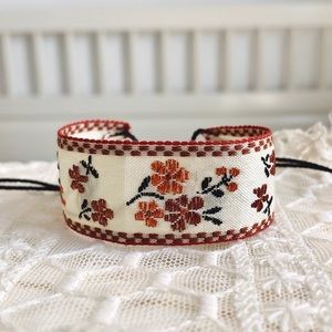 ๑ Antique 70s Ivory/Burnt Orange Floral Embroidered Trim Bracelet ๑